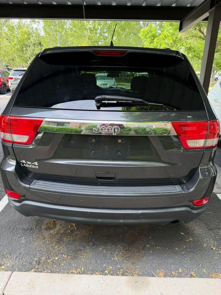 2011 Jeep Grand cherokee Laredo Sport Utility 4D — 3